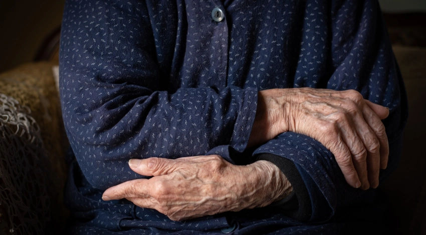 Huzurevinde Demans Bakımı